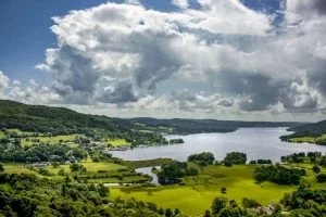 travel from london to lake district